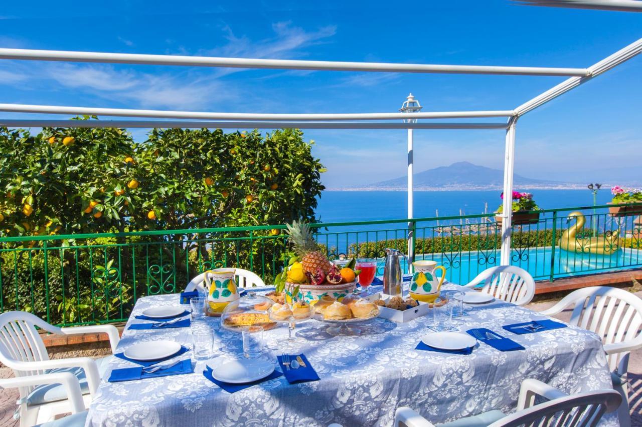 Estate4Home - Villa Luisa Play&Pool Sant'Agata sui due Golfi Luaran gambar