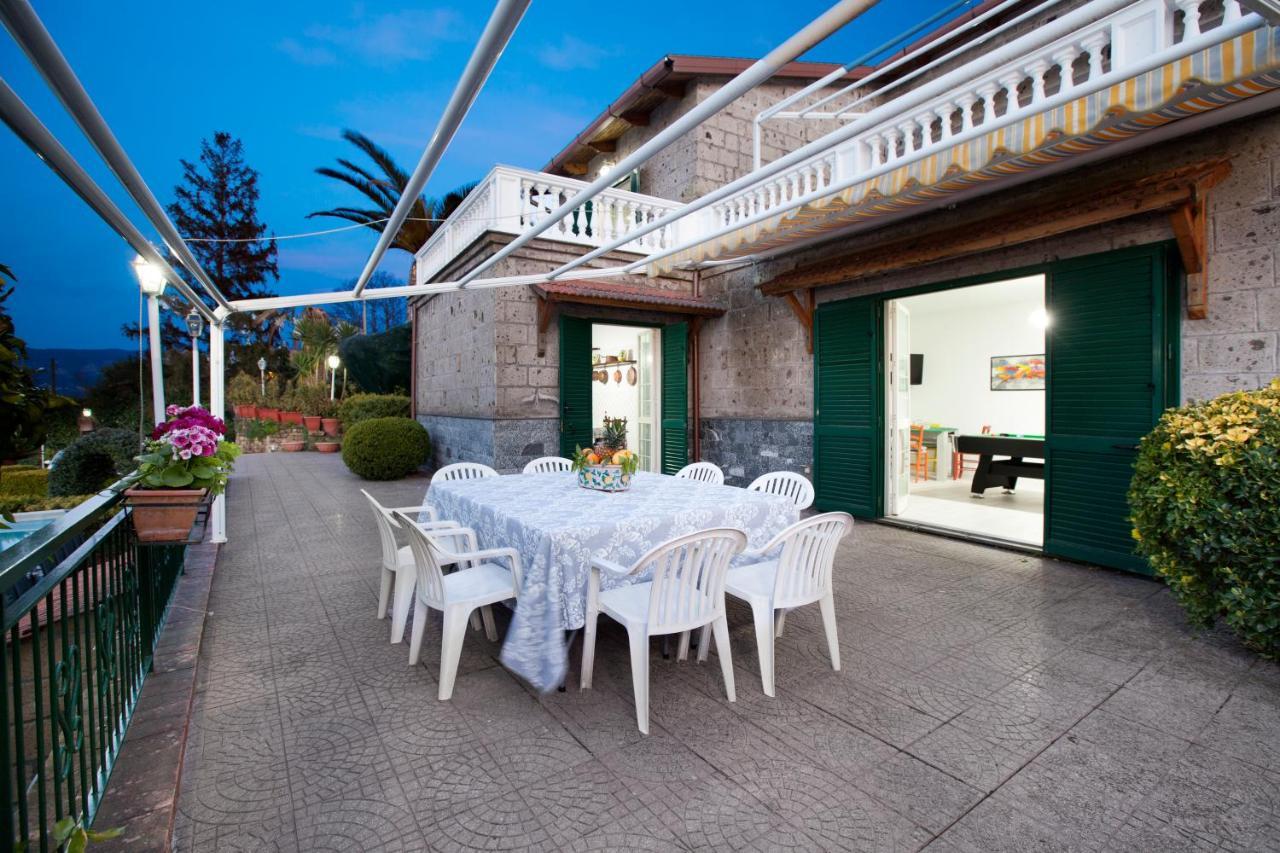 Estate4Home - Villa Luisa Play&Pool Sant'Agata sui due Golfi Luaran gambar